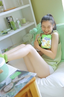 欲火难耐巜少妇