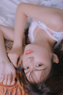 25岁的相亲对象是学生樱花